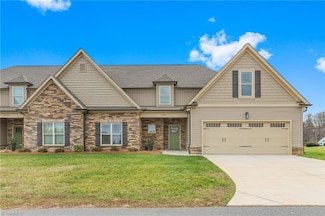 7028 Westfield Village Cir, Summerfield, NC 27358