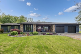 11310 Parker Dr, Belle Center, OH 43310