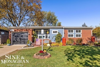22425 Saint Joan St, Saint Clair Shores, MI 48080