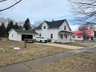 17368 4th St, Arcadia, MI 49613