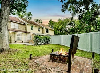 952 Coachlight Ln, Brooksville, FL 34601