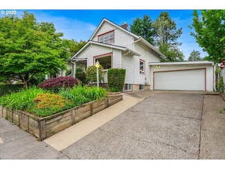 3377 SE Franklin St, Portland, OR 97202