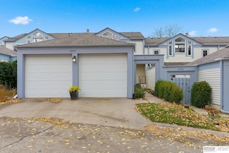 10757 Berry Plaza, Omaha, NE 68127