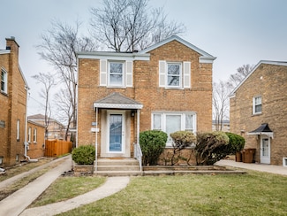 2217 S 18th Ave, Riverside, IL 60546