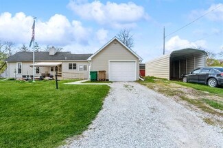 215 2nd St NE, Mitchellville, IA 50169