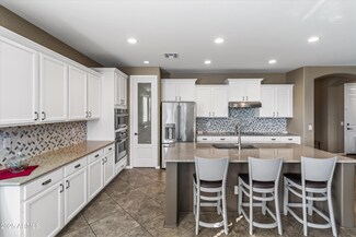 1101 W Oleander Ave, San Tan Valley, AZ 85140
