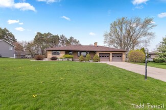 11415 Brown Ave, Allendale, MI 49401