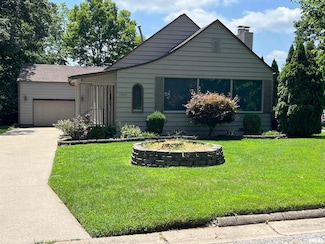1717 Isabella Ave, Mount Vernon, IL 62864