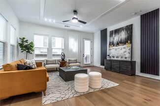 2106 Beall St, Houston, TX 77008