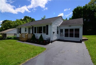 104 Sunrise Terrace, Liverpool, NY 13088