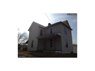 164 Main St NW, Lore City, OH 43755