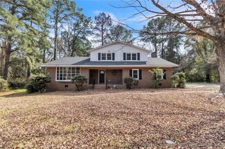 604 E 3rd Ave, Red Springs, NC 28377