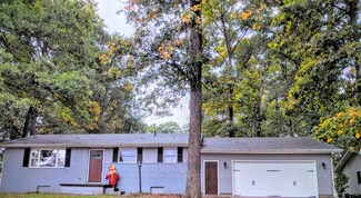 204 Oakwood Dr, Williamsport, IN 47993