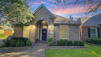 2939 Rosefield Dr, Houston, TX 77080
