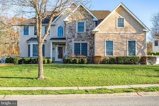 36 Fieldcrest Dr, Columbus, NJ 08022