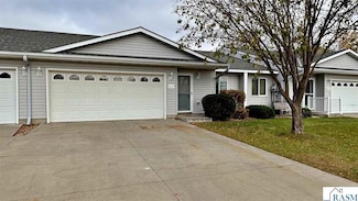 619 Fir Ave NE, Montgomery, MN 56069