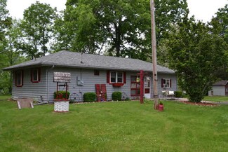 10766 W Horseshoe Bend Rd, Brookston, IN 47923