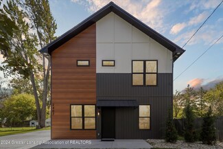 2407 Pollard Rd, Lansing, MI 48911