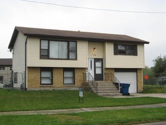 1198 Peggy Ln, Chicago Heights, IL 60411