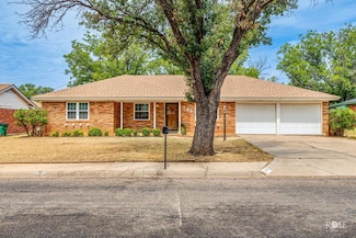 265 Twin Oaks Dr, San Angelo, TX 76901