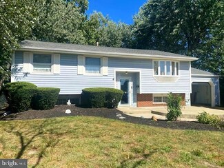161 Kelly Driver Rd, Clementon, NJ 08021