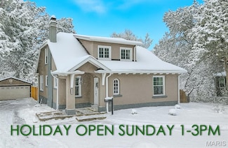 8361 Big Bend Blvd, Saint Louis, MO 63119