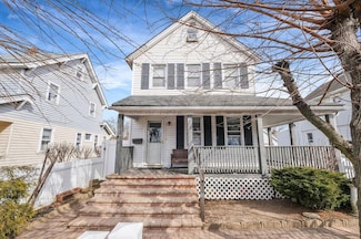 78 New Hyde Park Rd, Franklin Square, NY 11010