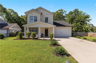1967 Cogar Dr, Decatur, GA 30032