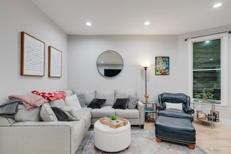 287 Webster Ave Unit 2, Jersey City, NJ 07307