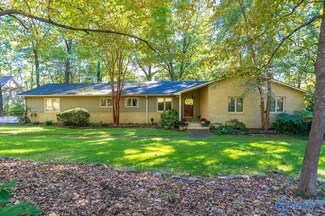 3115 Village Creek Rd SE, Decatur, AL 35603