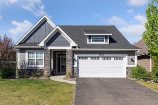 18120 Jurel Cir, Lakeville, MN 55044