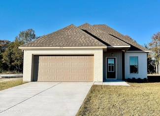 210 Nandina Dr, Scott, LA 70583