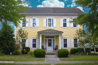 121 Fallberry St, Oak Ridge, TN 37830