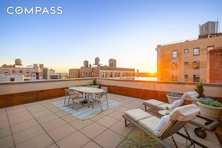315 W 99th St, New York, NY 10025