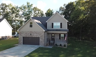 135 Oak Glen Dr, Smithville, TN 37166