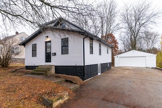 1508 Eastmoreland Ave, Rockford, IL 61108