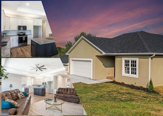 1828 Pinnacle Point, Holts Summit, MO 65043