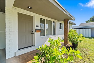 230 SW 29th Ave, Fort Lauderdale, FL 33312