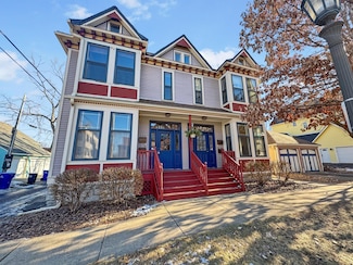 220 MacKubin St, Saint Paul, MN 55102