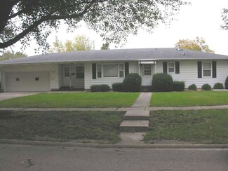 721 Pine St, Osage, IA 50461