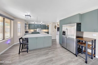 13676 N 73rd Dr Unit 3, Peoria, AZ 85381