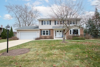 4145 Williams Ct, Hoffman Estates, IL 60192