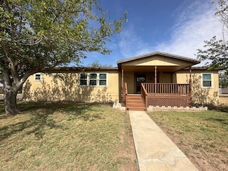 901 William St, Rankin, TX 79778