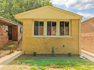 1115 W 110th St, Chicago, IL 60643