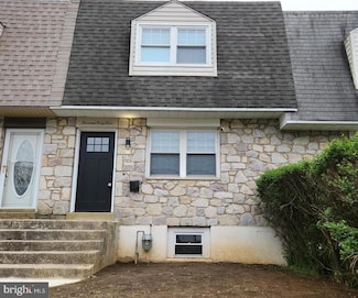 1444 Rainer Rd, Brookhaven, PA 19015