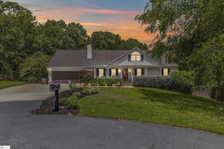 123 Crompton Dr, Pelzer, SC 29669