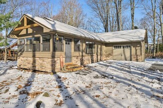 5465 Woodland Ave, Pocono Pines, PA 18350