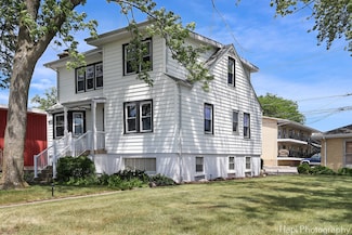 36 S Pistakee Lake Rd, Fox Lake, IL 60020