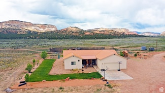 7395 N Johnson Canyon Rd, Kanab, UT 84741