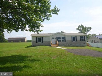 69 Hollis Cir, Elkton, MD 21921